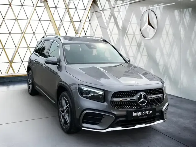 Mercedes-Benz GLB 200