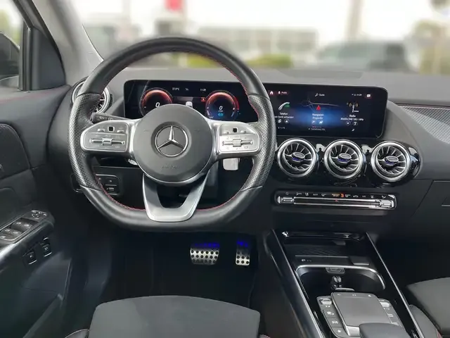 Mercedes-Benz GLA 250