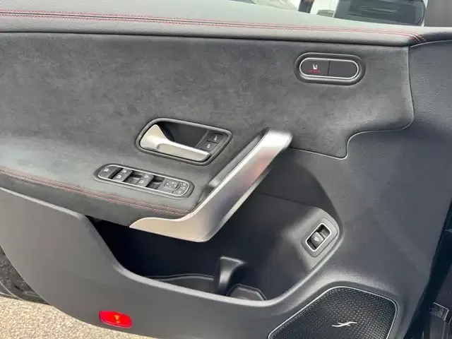 Mercedes-Benz CLA 35 AMG