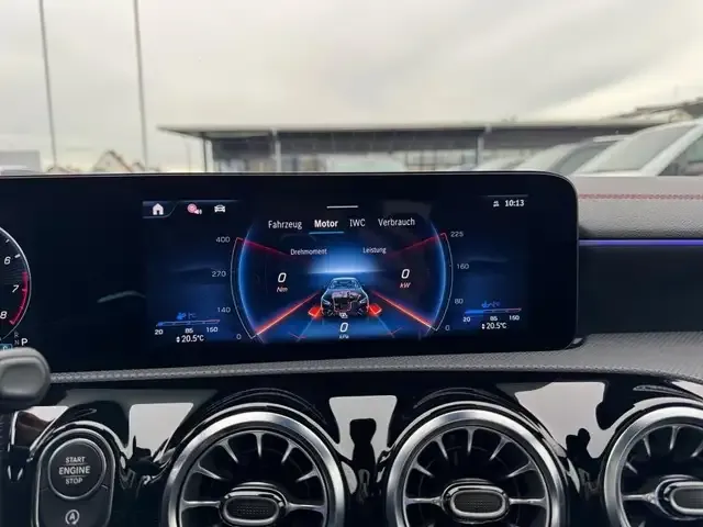 Mercedes-Benz CLA 35 AMG