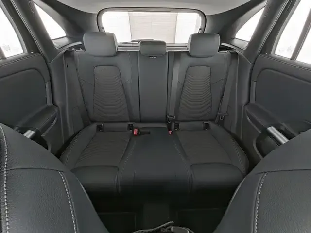 Mercedes-Benz GLA 180