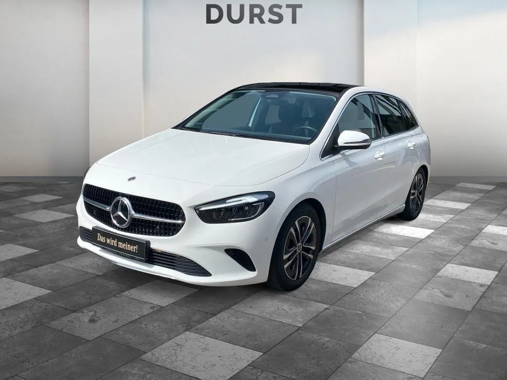 Mercedes-Benz B 180