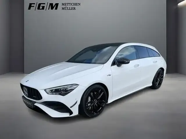 Mercedes-Benz CLA 35 AMG