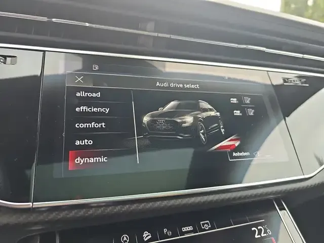 Audi RS Q8