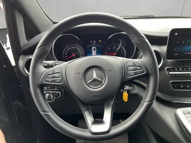 Mercedes-Benz V