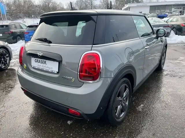 MINI Cooper SE