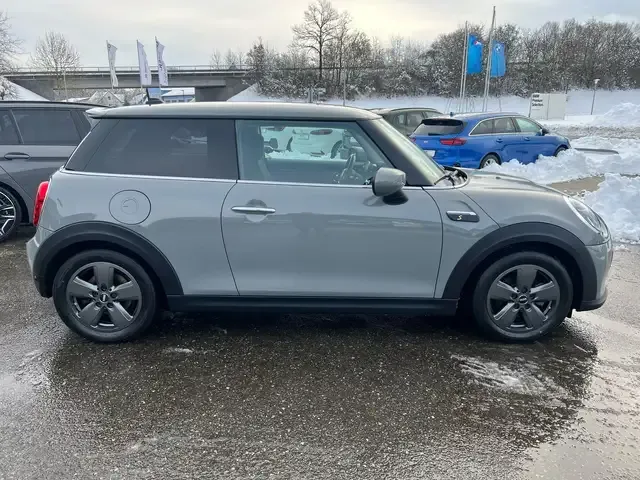 MINI Cooper SE