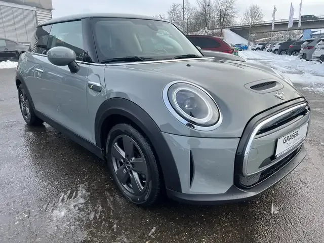 MINI Cooper SE
