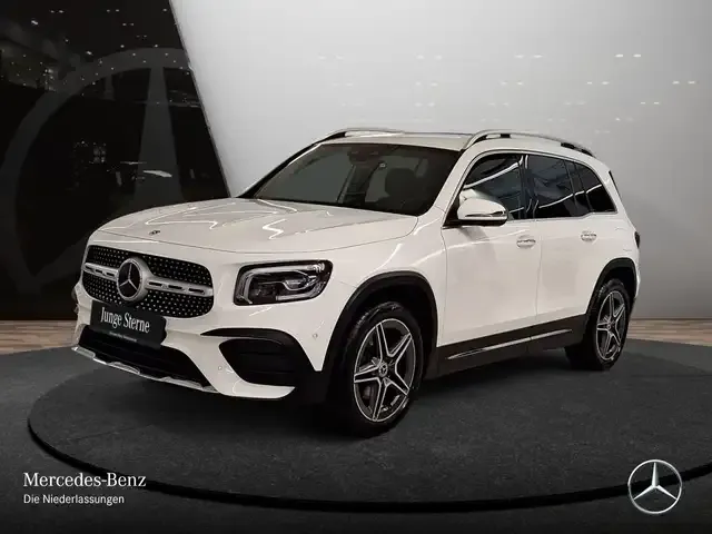 Mercedes-Benz GLB 220