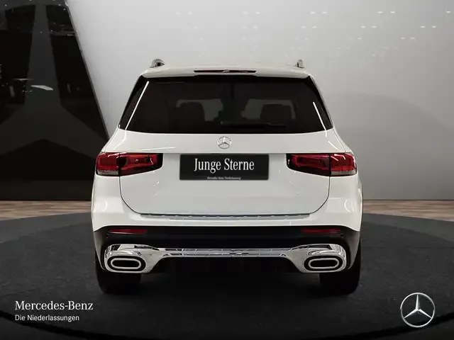 Mercedes-Benz GLB 220