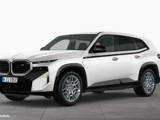 BMW XM