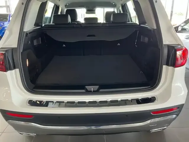 Mercedes-Benz GLB 180