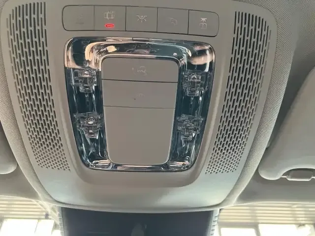 Mercedes-Benz GLB 180