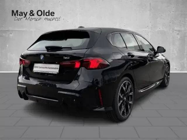 BMW 120