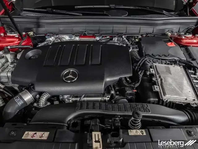 Mercedes-Benz GLB 200