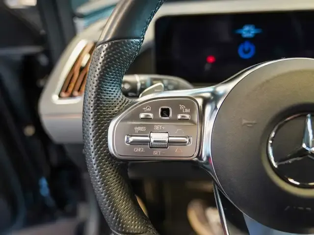 Mercedes-Benz EQC 400