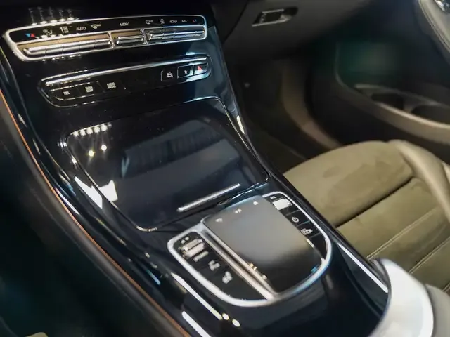 Mercedes-Benz EQC 400