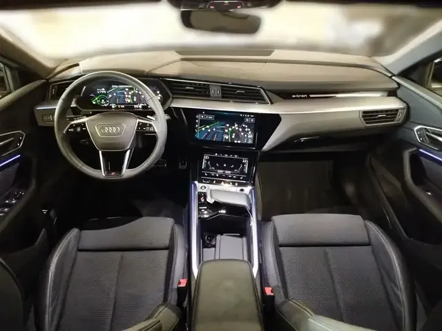 Audi Q8 e-tron