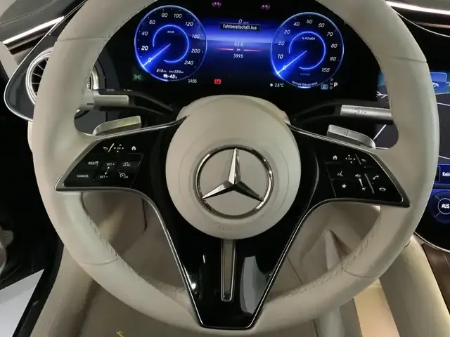 Mercedes-Benz EQS