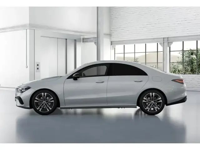 Mercedes-Benz CLA 180