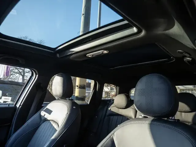 MINI John Cooper Works Clubman