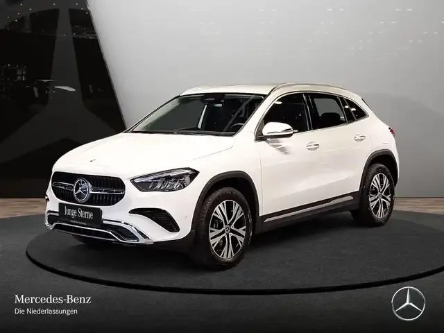 Mercedes-Benz GLA 180