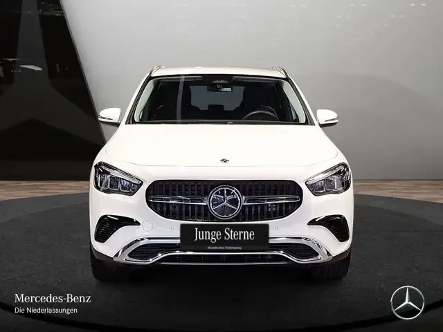 Mercedes-Benz GLA 180