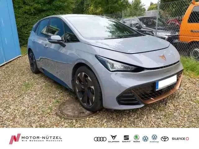 CUPRA Born