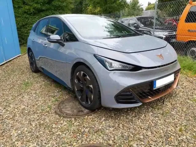 CUPRA Born
