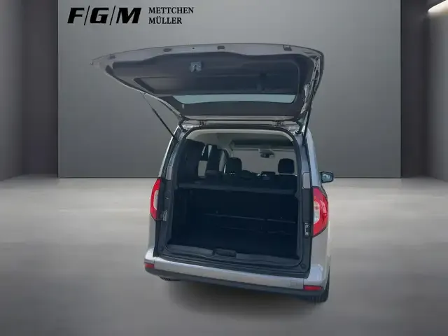 Mercedes-Benz T-Class