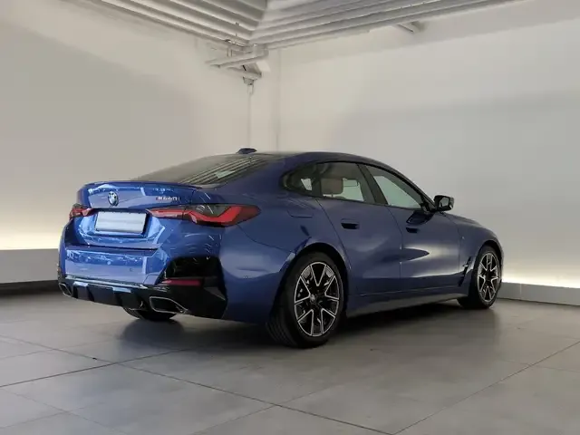 BMW 440