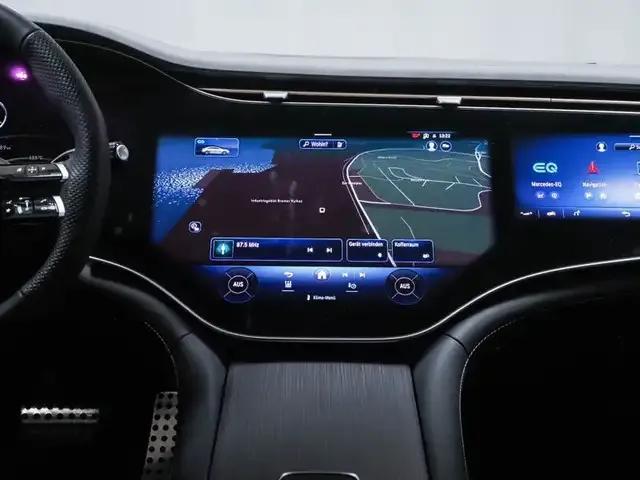 Mercedes-Benz EQE 500