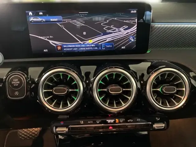 Mercedes-Benz A 180