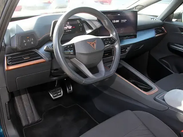 CUPRA Born