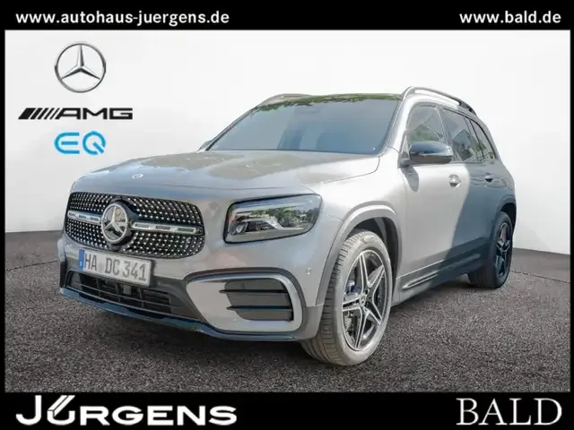 Mercedes-Benz GLB 220
