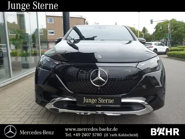 Mercedes-Benz EQE SUV