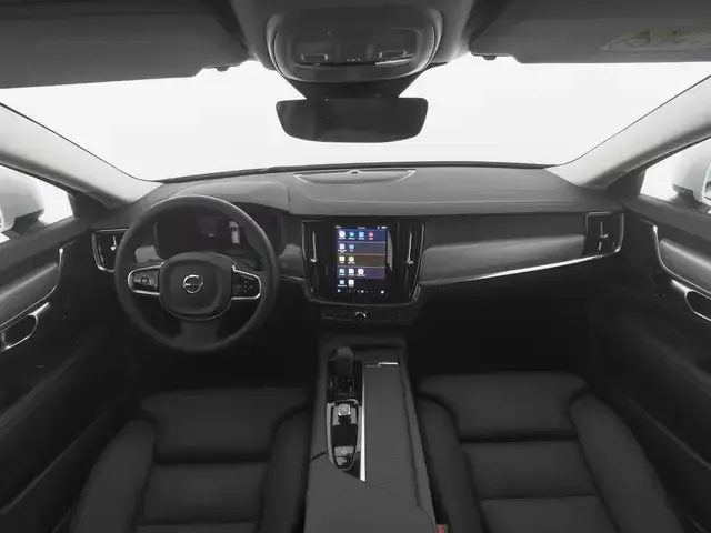 Volvo V90 Cross Country