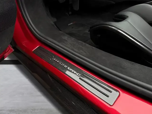 Ferrari 296