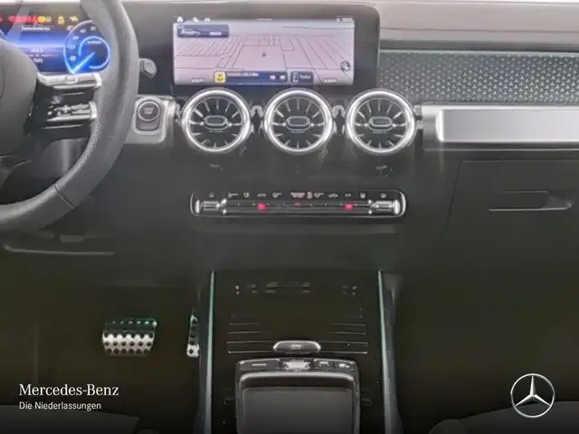 Mercedes-Benz EQB 250