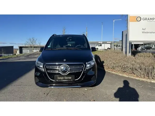 Mercedes-Benz EQV 300