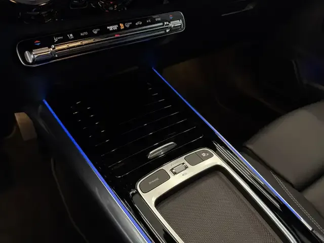 Mercedes-Benz GLA 180