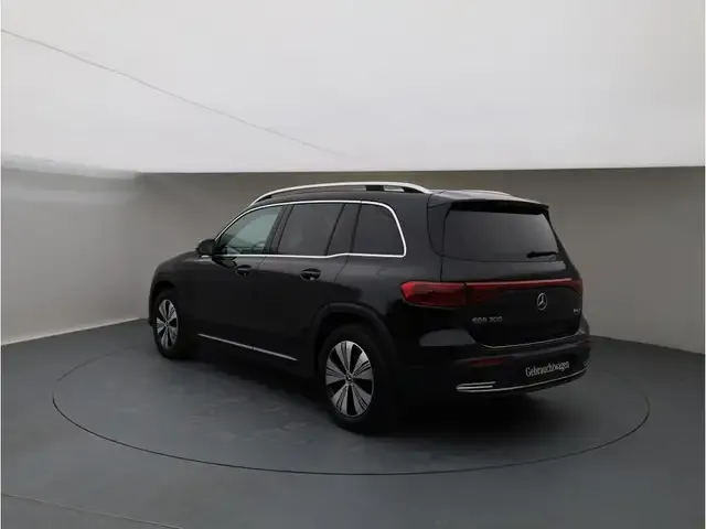 Mercedes-Benz EQB 300