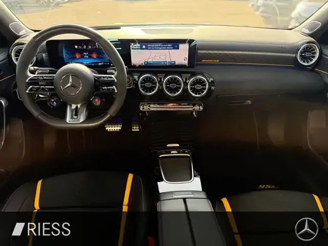 Mercedes-Benz A 45 AMG