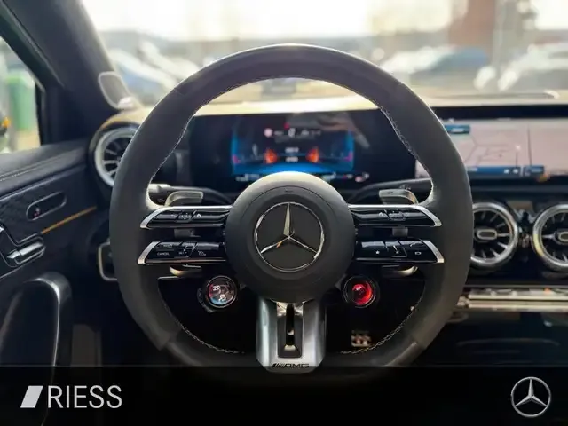 Mercedes-Benz A 45 AMG