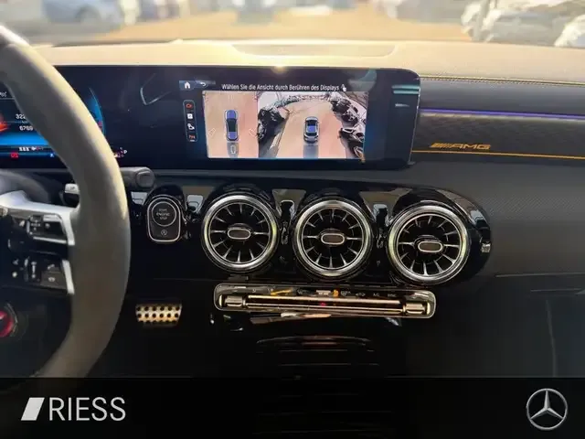 Mercedes-Benz A 45 AMG