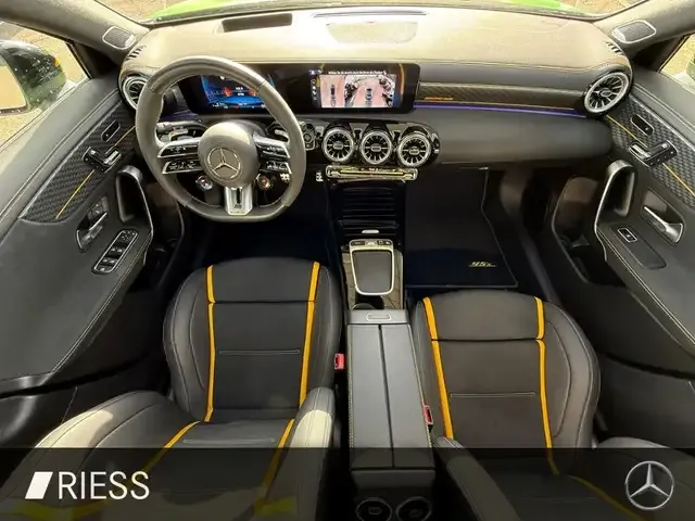 Mercedes-Benz A 45 AMG