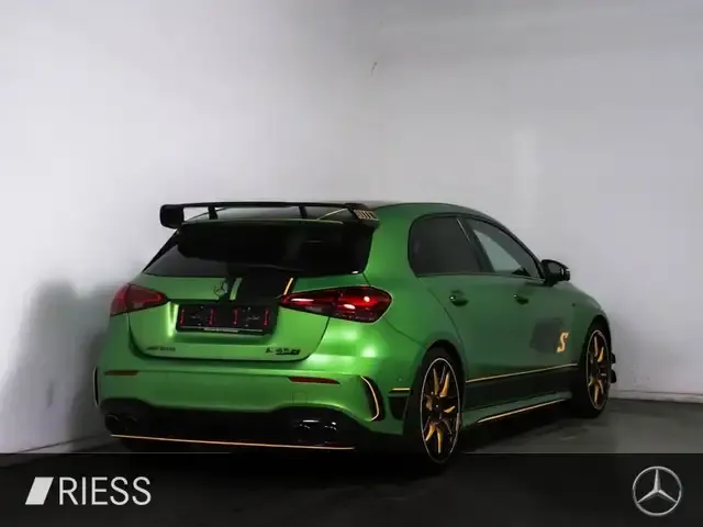 Mercedes-Benz A 45 AMG