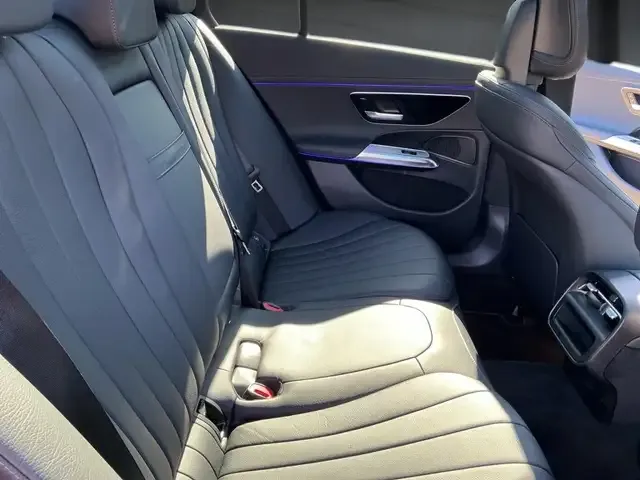 Mercedes-Benz E 400