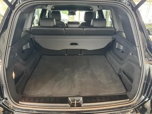 Mercedes-Benz EQB 300