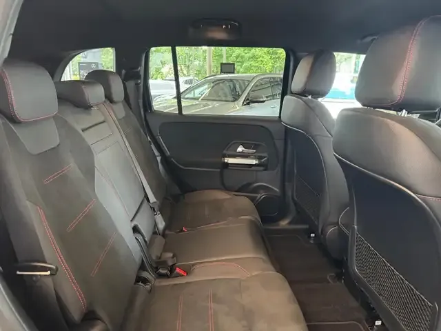 Mercedes-Benz EQB 300
